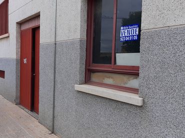 Local comercial en venta en Villamayor