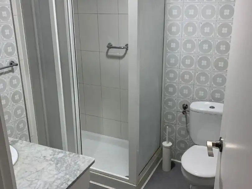 Bathroom of Flat for rent in Elche / Elx  with Furnished