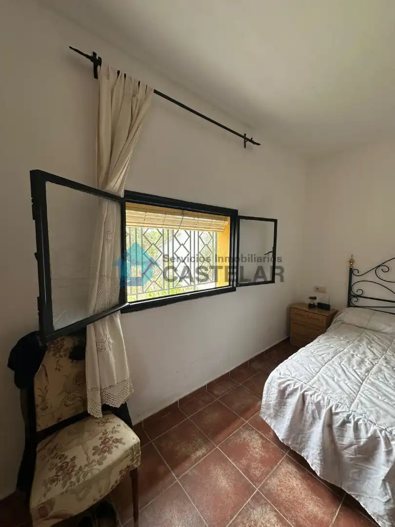 Dormitori de Casa o xalet en venda en Oliva de la Frontera amb Moblat