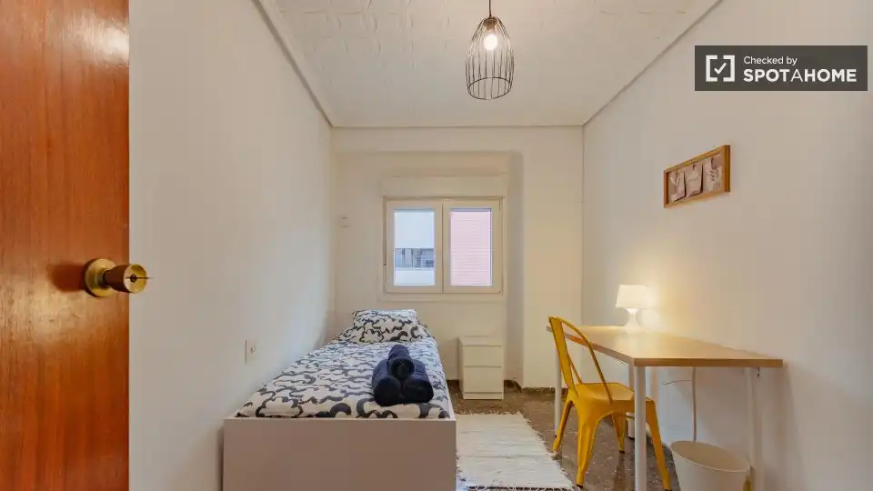 Bedroom of Flat for rent in Xirivella  with Air Conditioner, Heating and Furnished