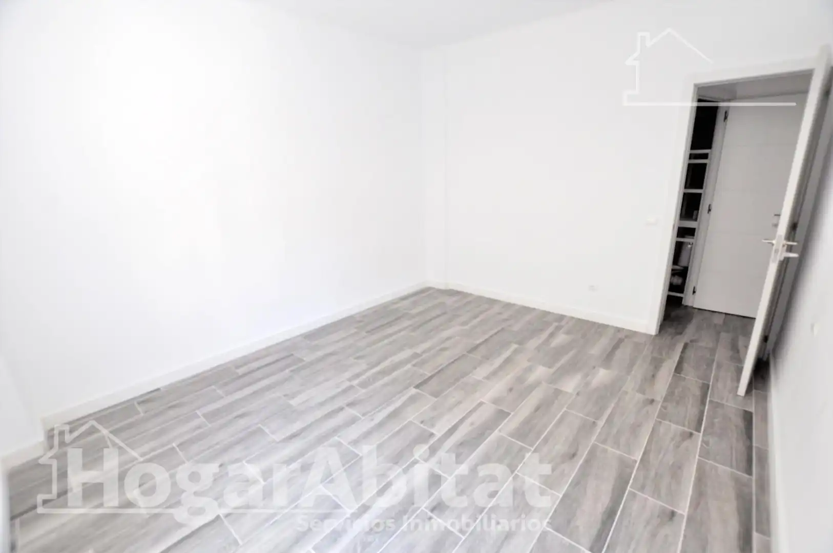 Habitación de Piso en venta en Valencia