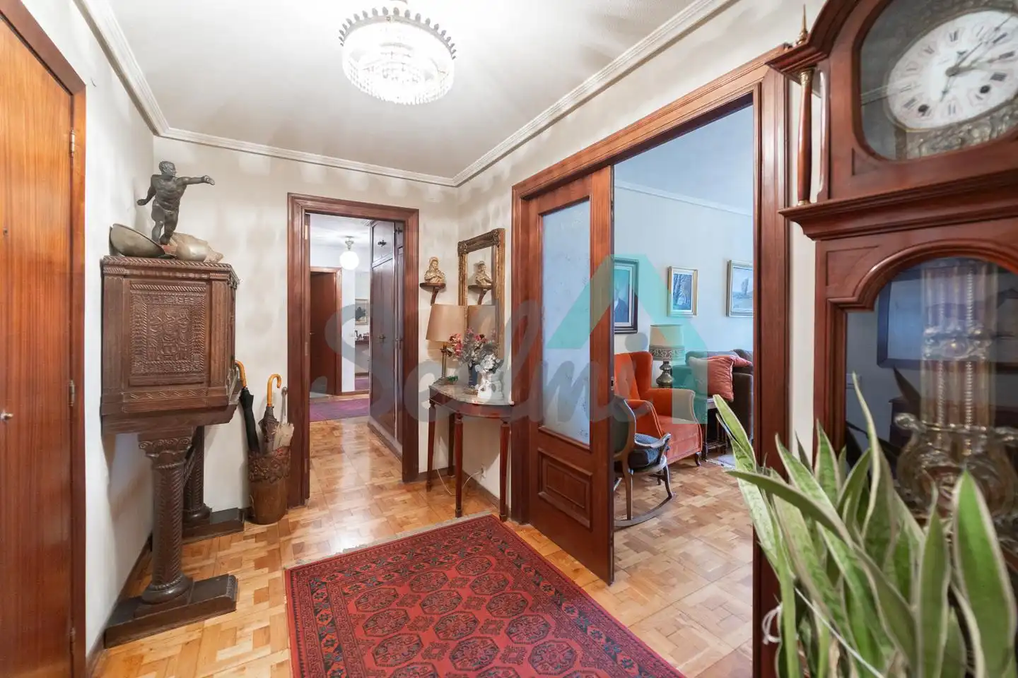 Piso en venta en Oviedo  con Calefacción, Parquet y Terraza