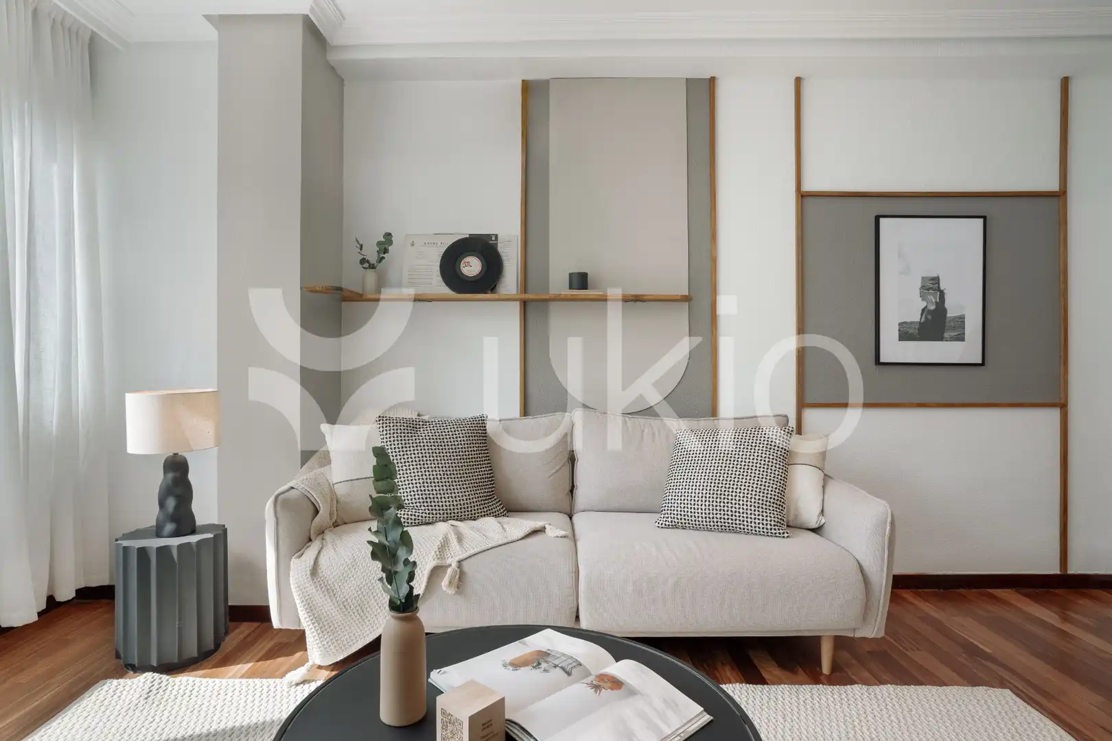 Living room of Apartments for rent in Madrid  with Air Conditioner, Heating and Furnished