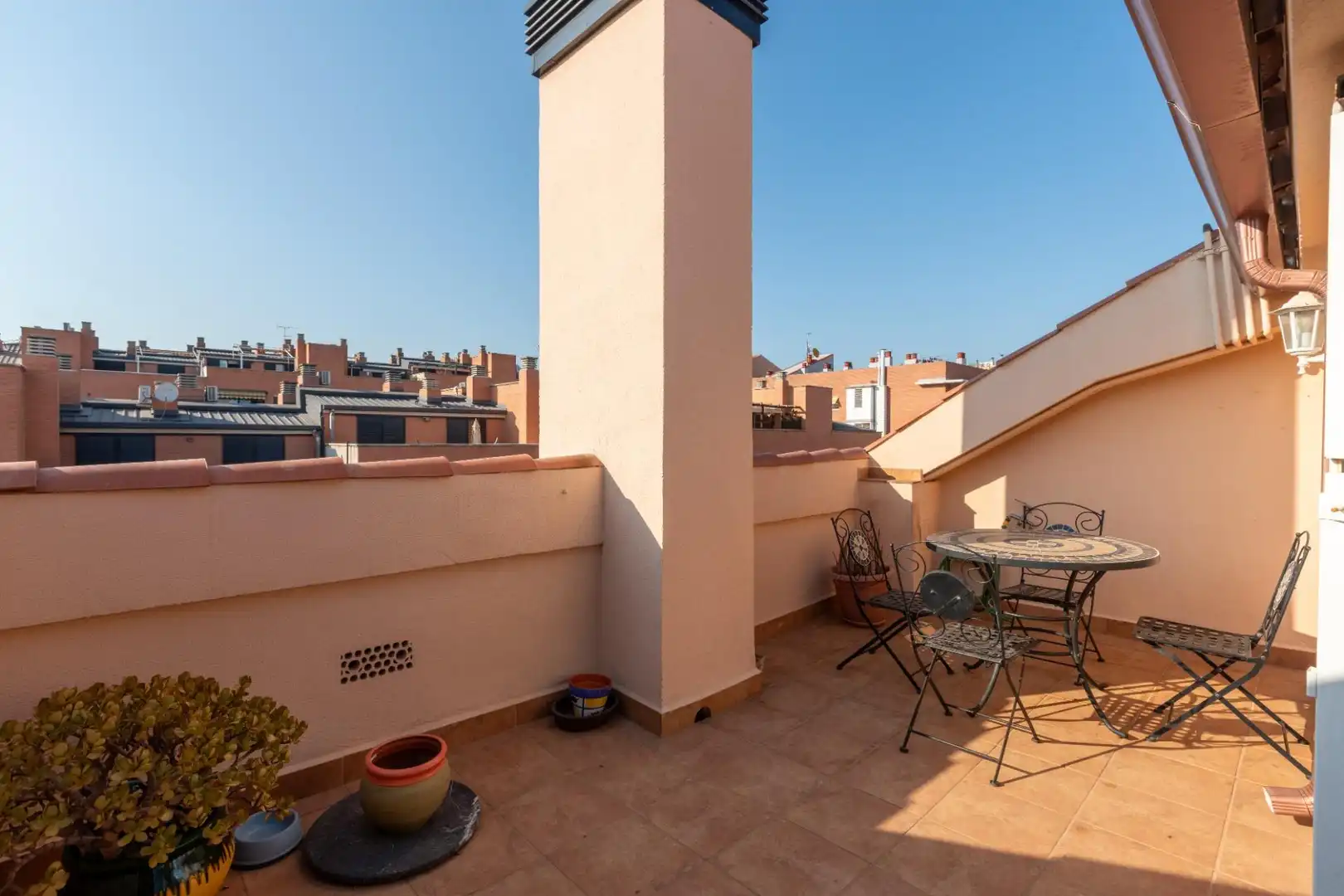 Terrassa de Àtic en venda en Sant Feliu de Llobregat amb Aire condicionat, Calefacció i Jardí privat