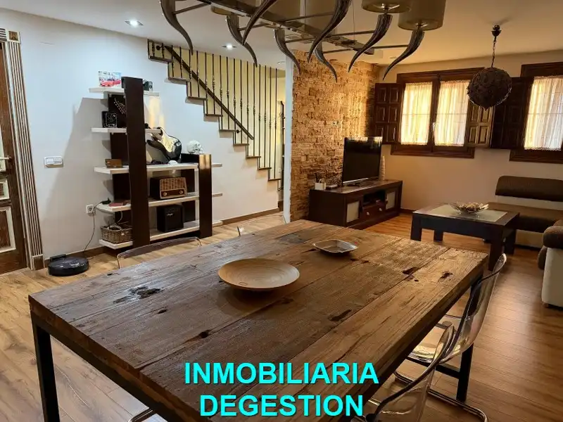 Living room of Detached homes for sale in Linares  with Air Conditioner, Heating and Swimming Pool