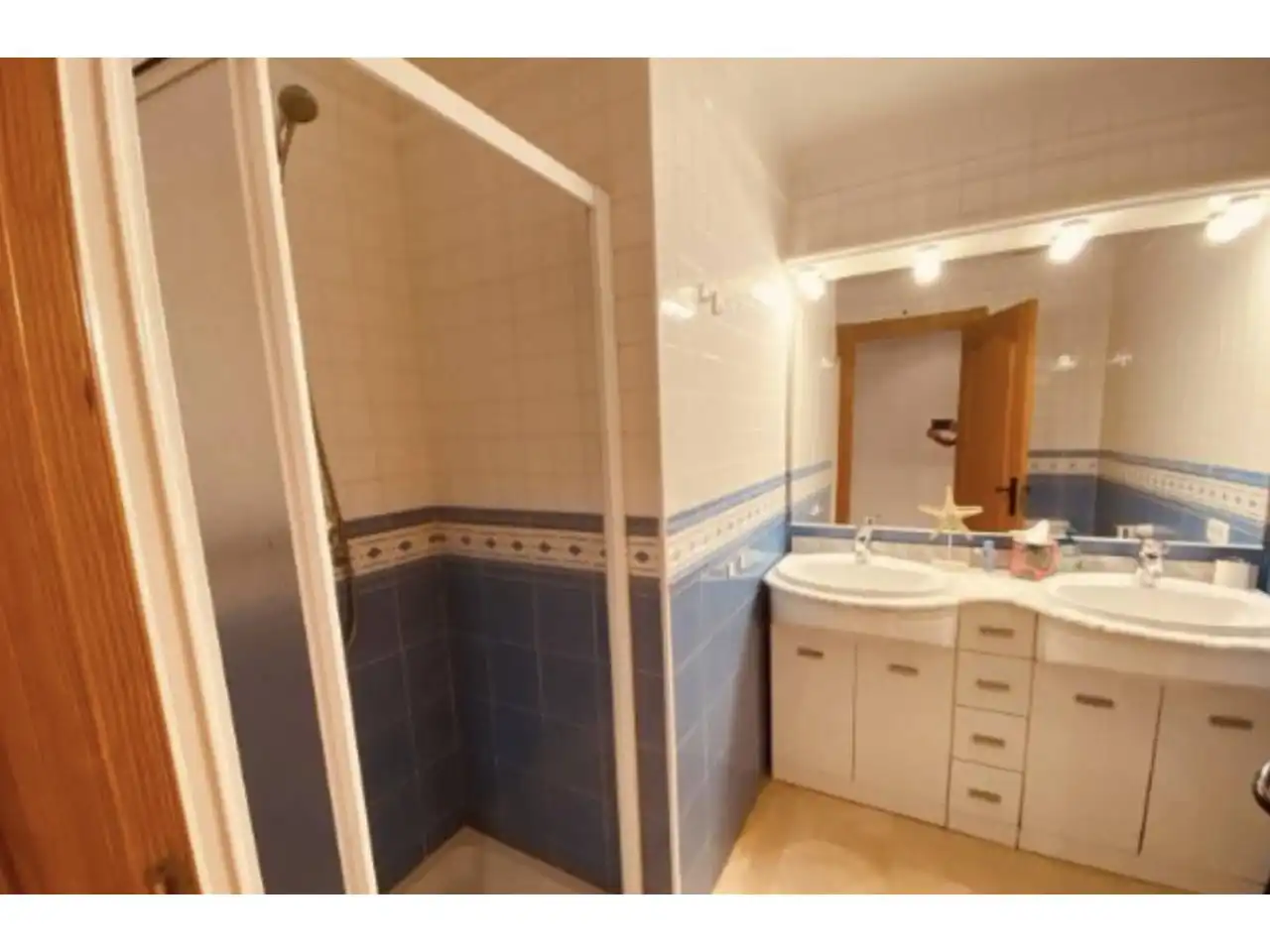 Baño de Piso de alquiler en  Palma de Mallorca con Aire acondicionado, Calefacción y Terraza