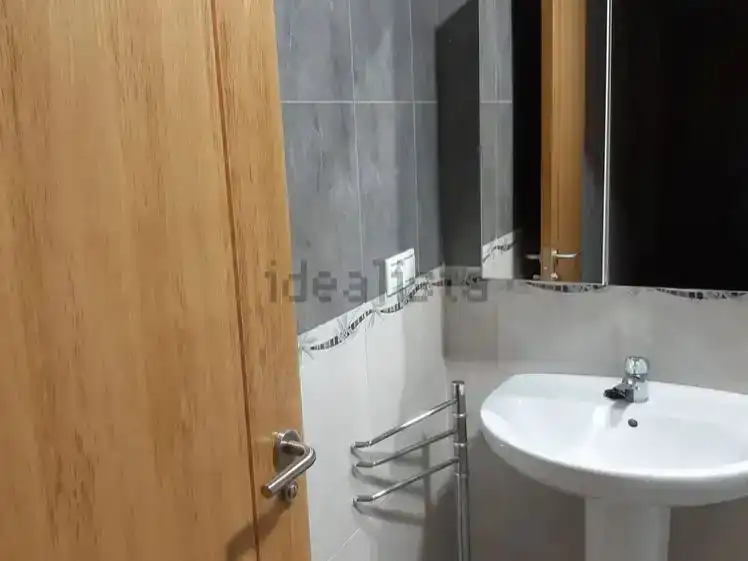 Bathroom of Flat for sale in Motilla del Palancar  with Balcony
