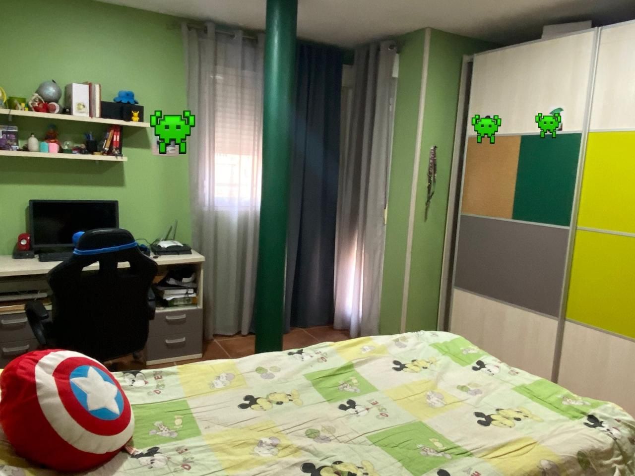 Dormitori de Casa o xalet en venda en  Melilla Capital