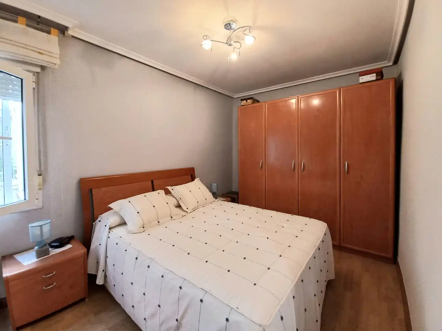 Schlafzimmer von Wohnung zum Verkauf in Burgos mit Heizung