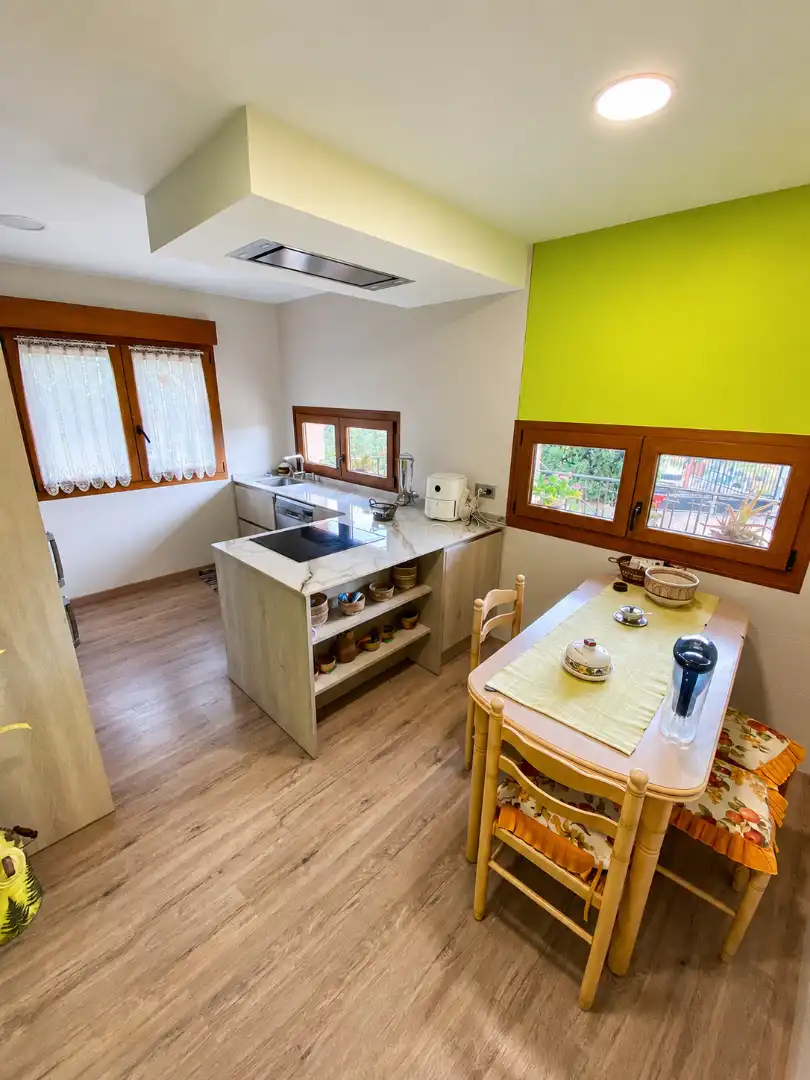 Cocina de Casa o chalet en venta en Gijón  con Calefacción, Jardín privado y Parquet