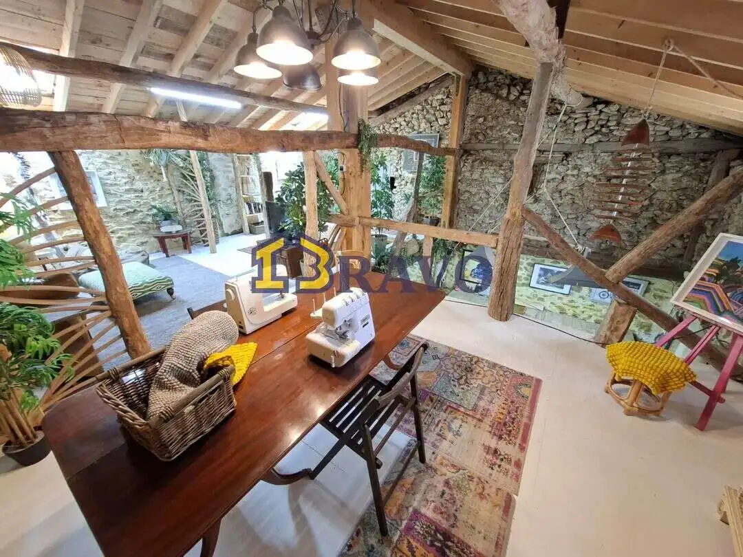 Casa adosada en venta en Merindad de Cuesta-Urria