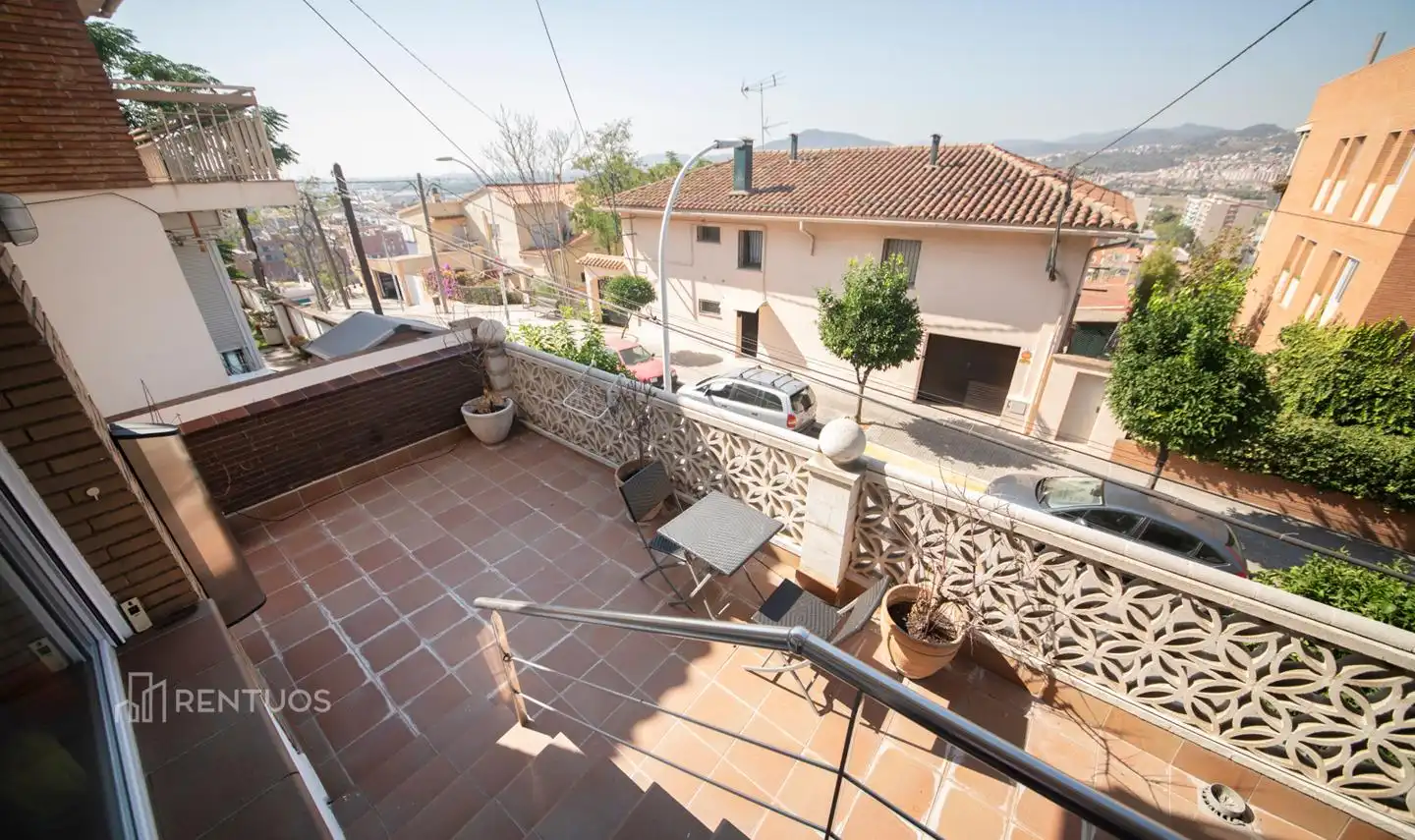 Terraza de Piso en venta en Molins de Rei con Aire acondicionado, Parquet y Terraza