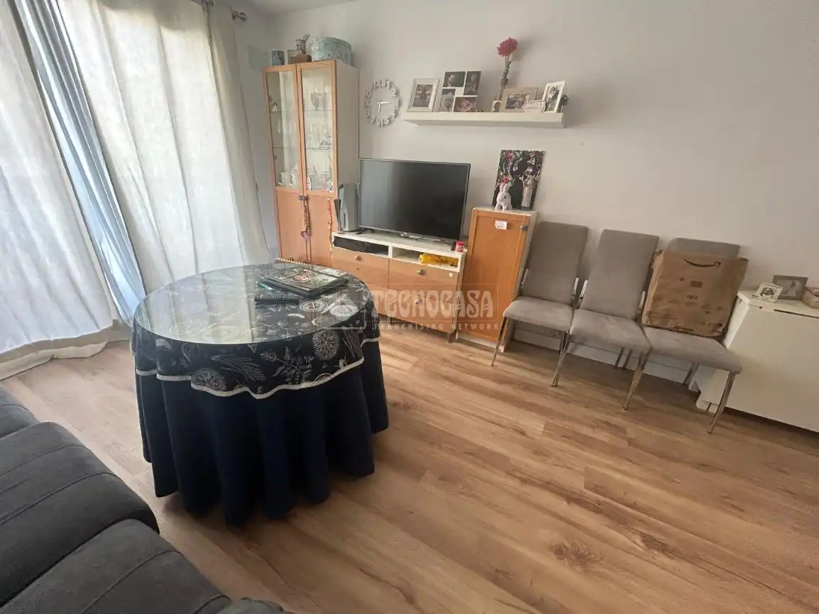 Living room of Flat for sale in Sevilla  with Terrace