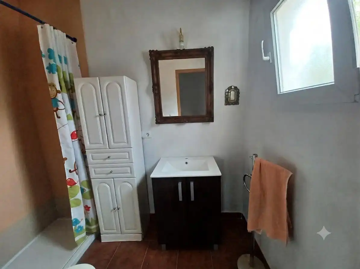Bany de Residencial en venda en Montalvos