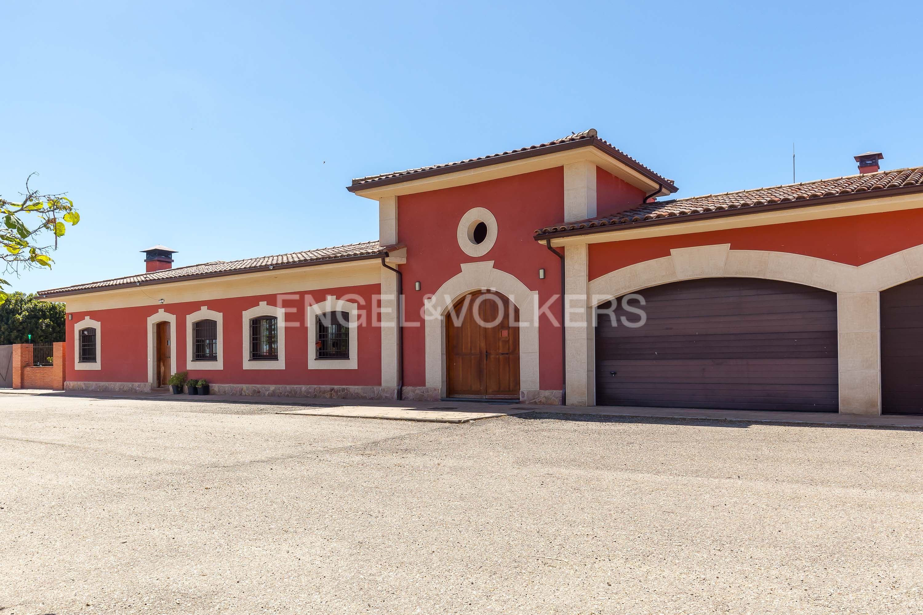 Exterior view of Country house for sale in El Casar  with Air Conditioner, Heating and Private garden