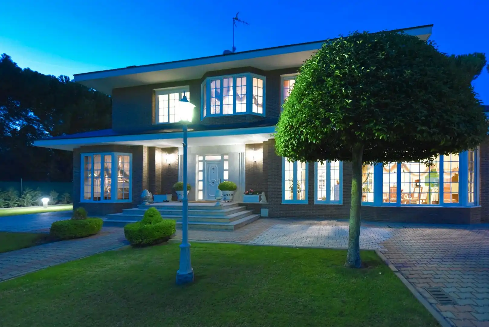 Vista exterior de Casa o chalet en venta en Tordesillas con Calefacción, Jardín privado y Parquet