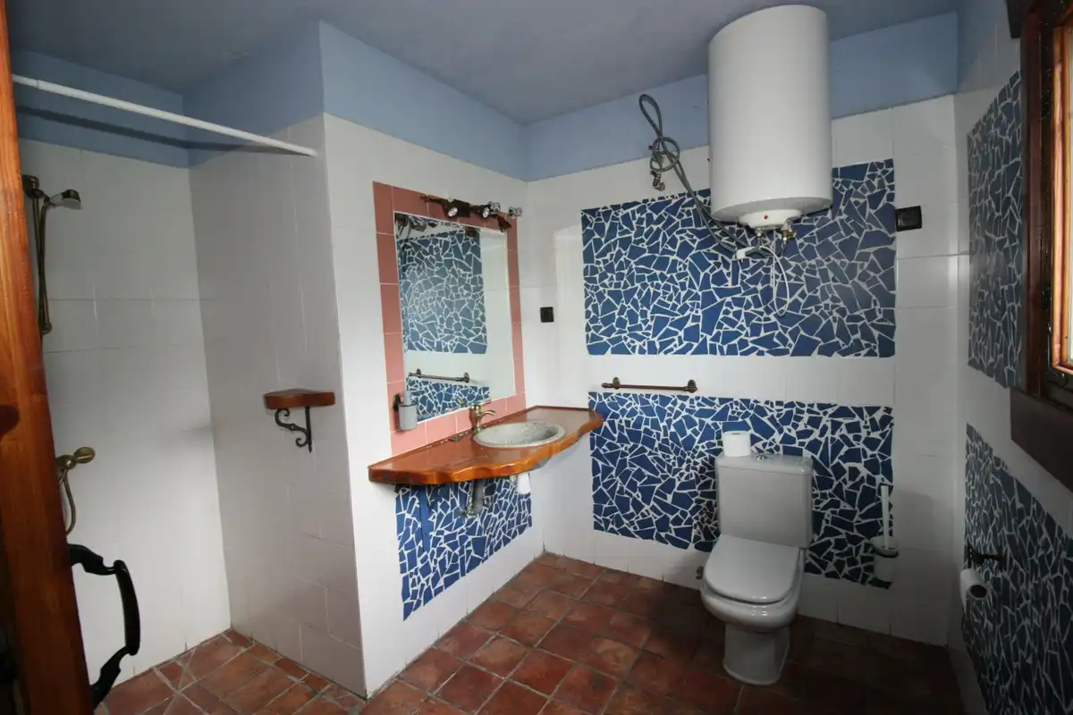 Badezimmer von Country house zum Verkauf in Arenas de San Pedro mit Heizung, Privatgarten und Terrasse