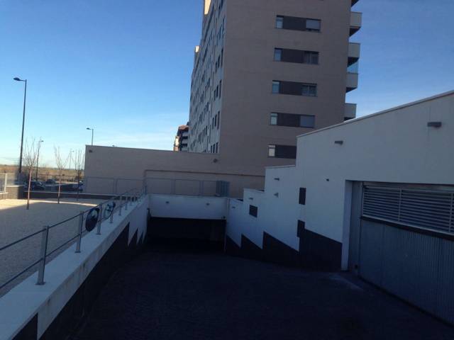 Garaje en Venta en Avenida de España, 12 en Primera Fase - Nuevo Tres Cantos