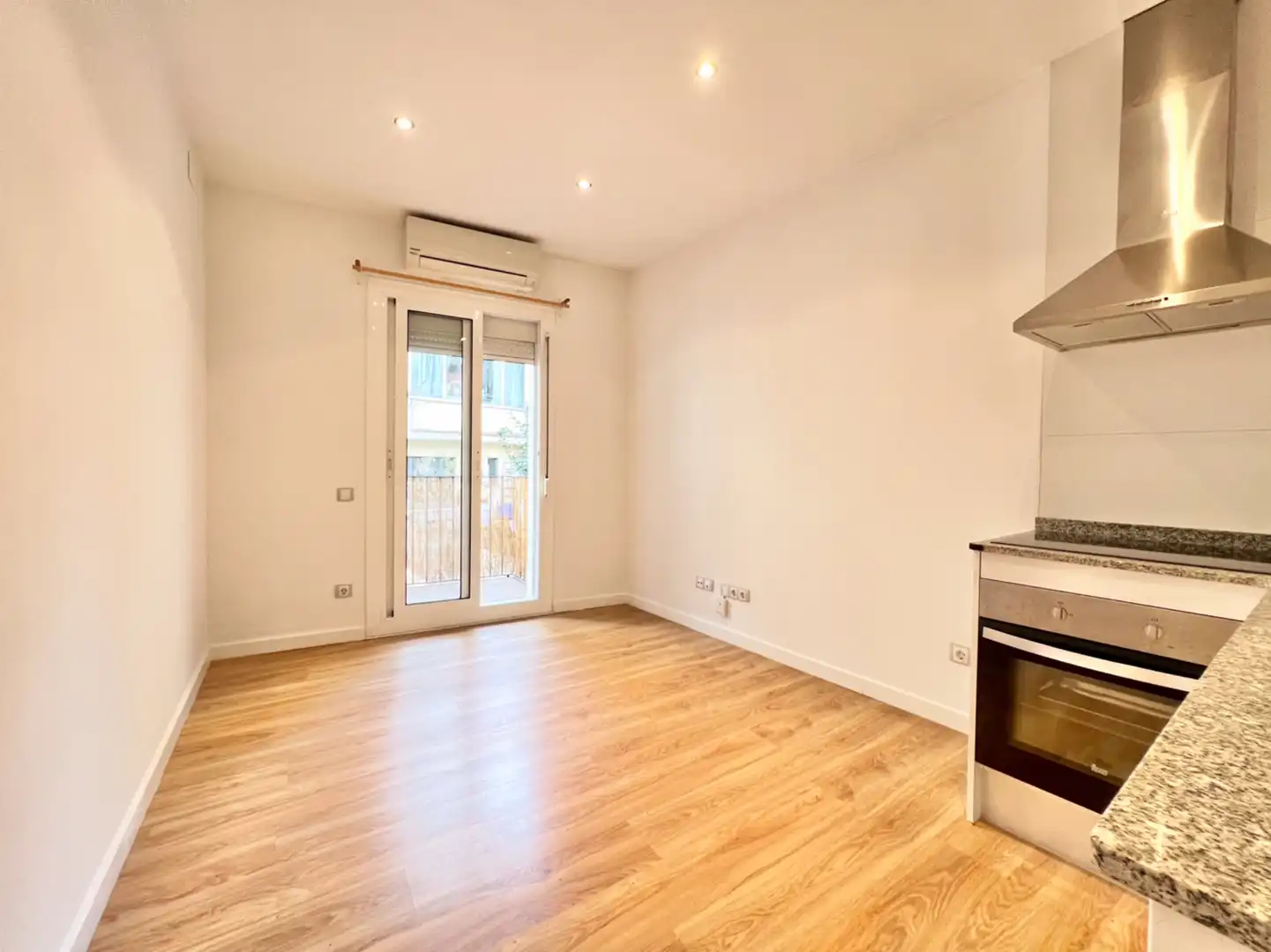 Habitación de Piso en venta en Barcelona con Aire acondicionado, Calefacción y Parquet