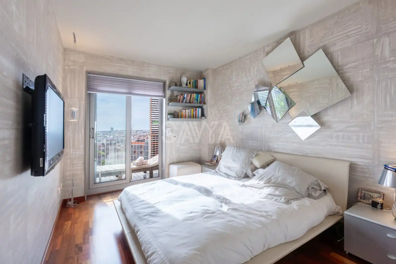 Habitación de Ático en venta en L'Hospitalet de Llobregat con Aire acondicionado, Calefacción y Parquet