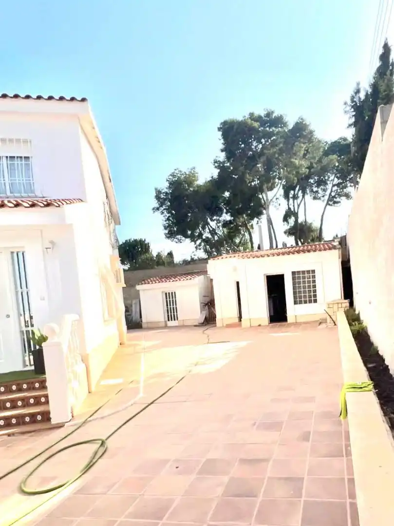 Vista exterior de Casa o chalet en venta en Mutxamel con Aire acondicionado, Calefacción y Jardín privado