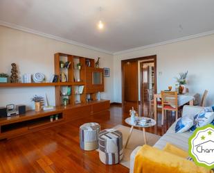Living room of Flat for sale in Bilbao   with Heating, Terrace and Storage room