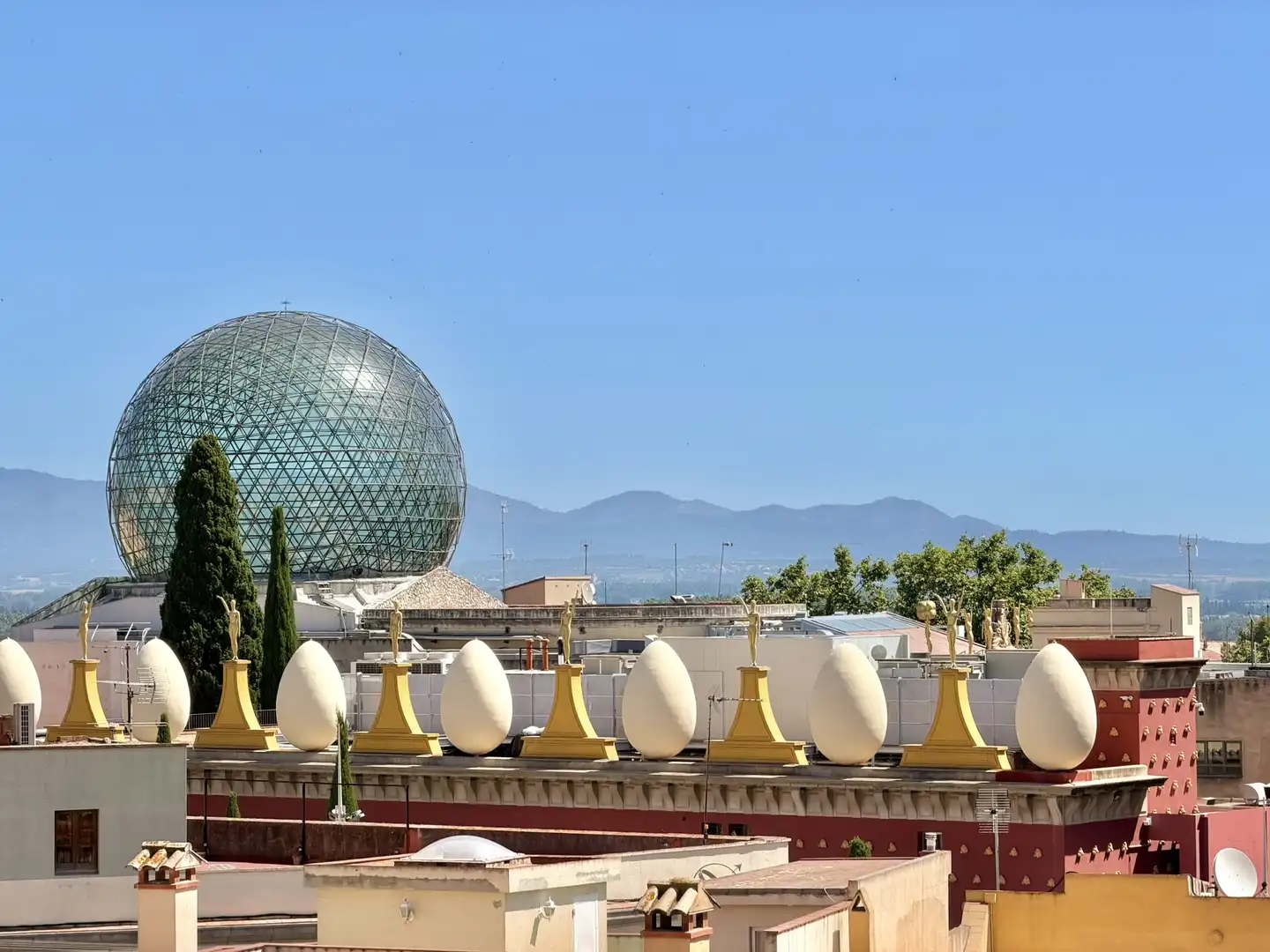 Vista exterior de Piso en venta en Figueres con Calefacción, Terraza y Horno