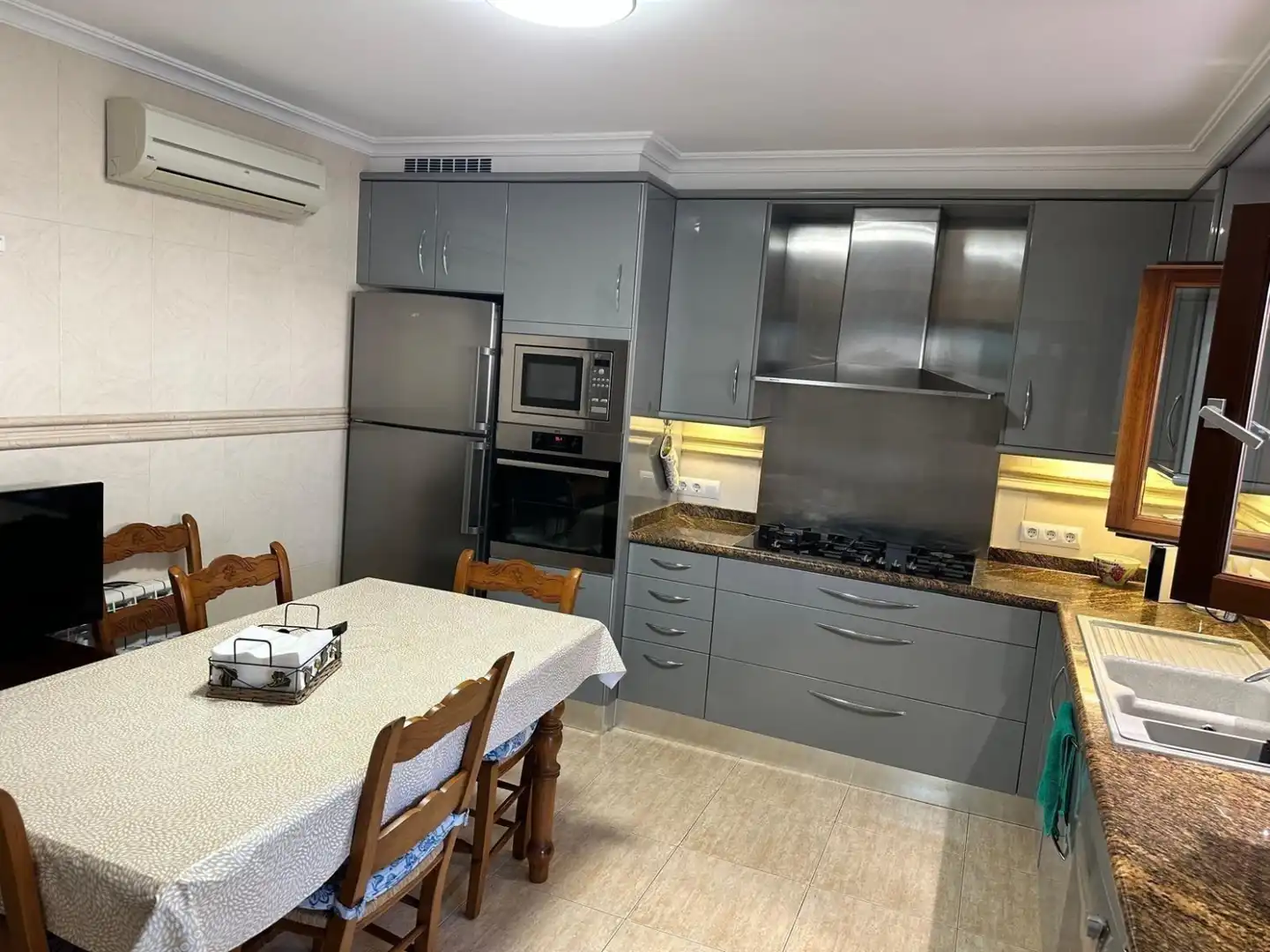 Küche von Wohnung zur Miete in Can Picafort