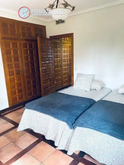 Houses for sale in Pedanías - Extrarradio