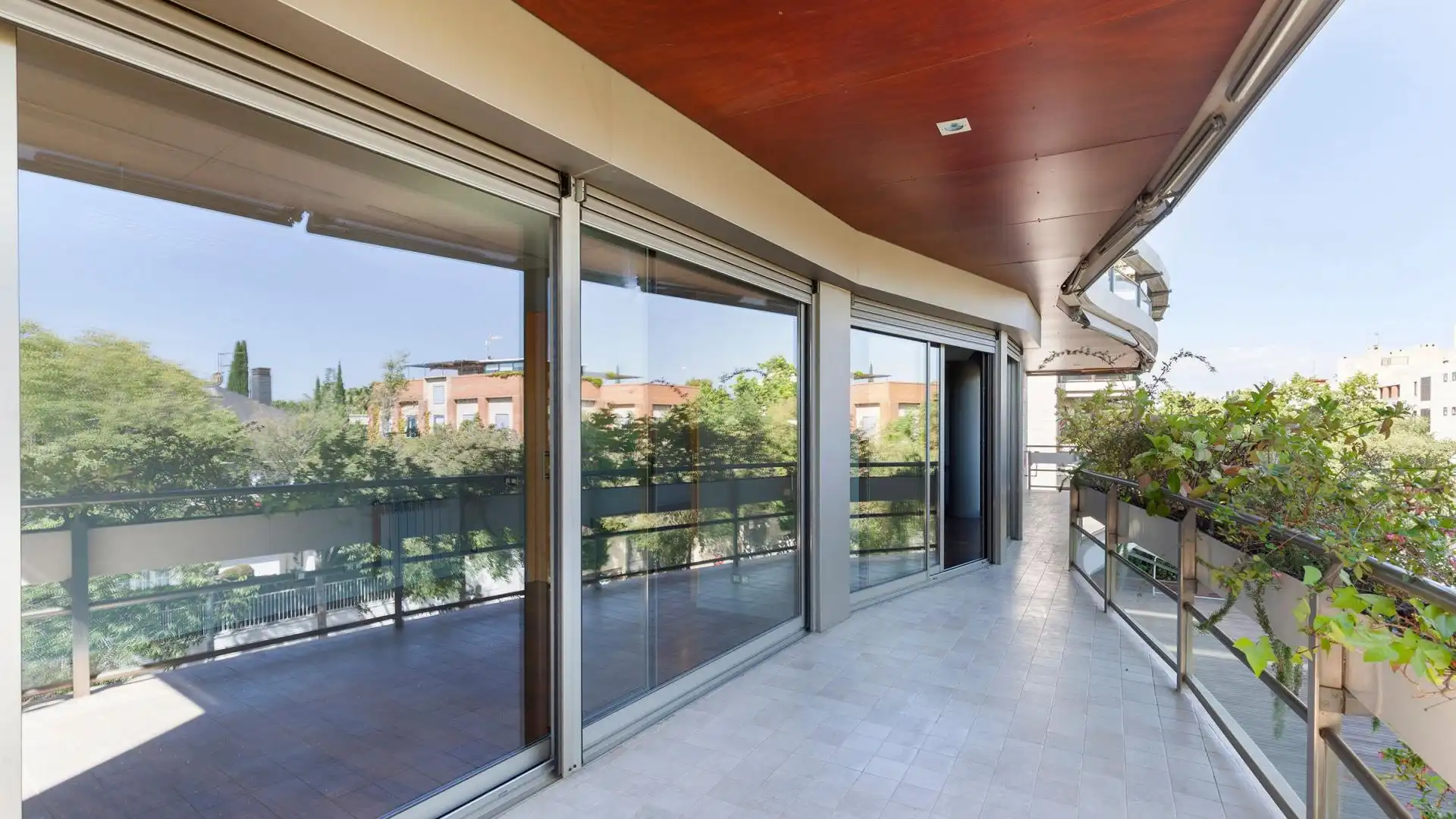 Terrace of Flat for rent in  Barcelona Capital  with Air Conditioner, Private garden and Parquet flooring