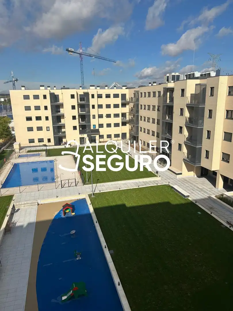 Schwimmbecken von Wohnung zur Miete in Alovera, Guadalajara