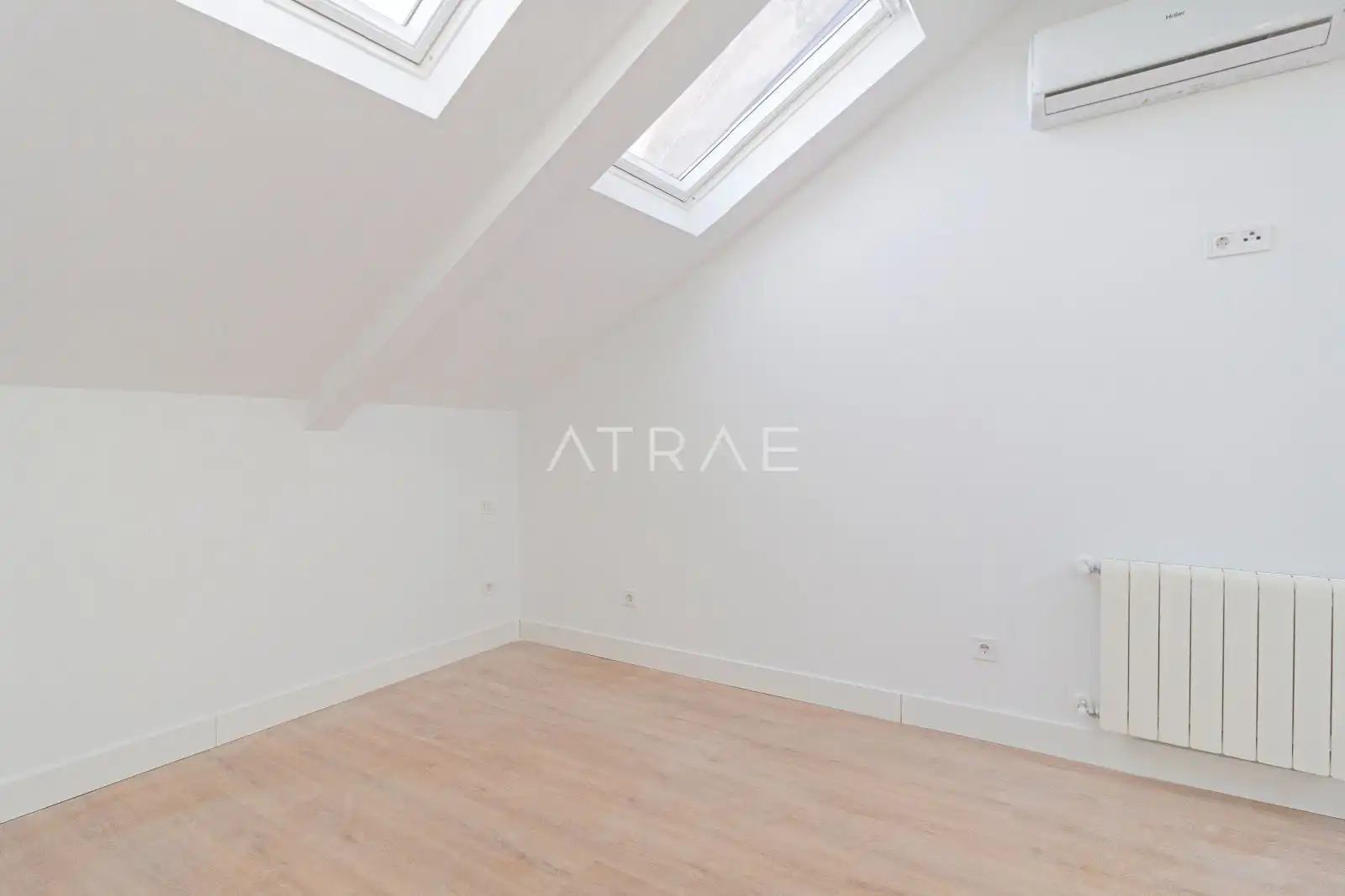 Bedroom of Duplexes for rent in Chamartín