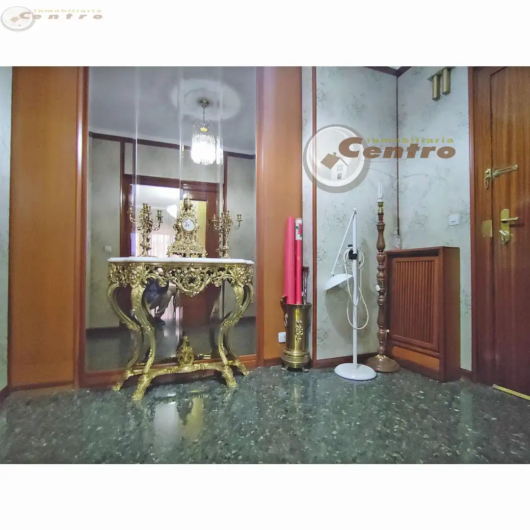 Flat with terrace for sale in Feria, imagen 8