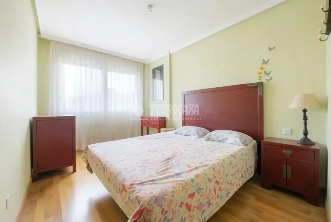 Bedroom of Flat for sale in Las Rozas de Madrid  with Air Conditioner, Heating and Storage room