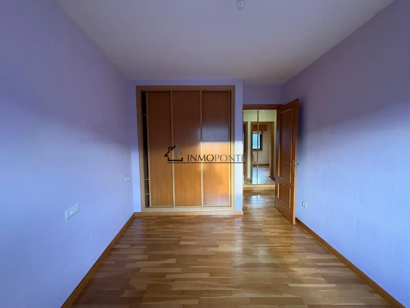Schlafzimmer von Wohnung zum Verkauf in Pontevedra Capital 
