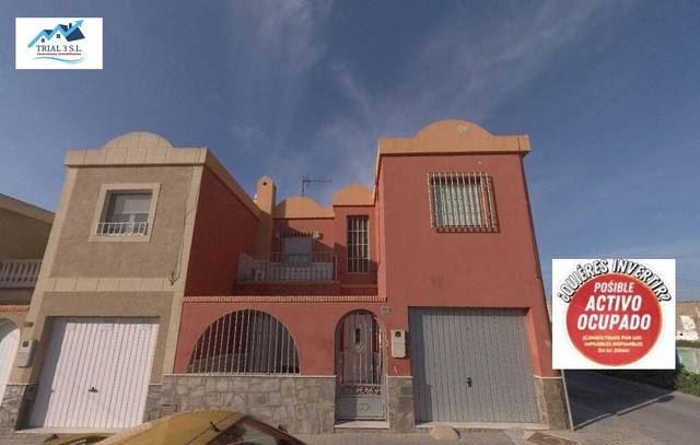 Casa-chalet en Venta en Calle MERCADO ALQUIAN en El Alquián