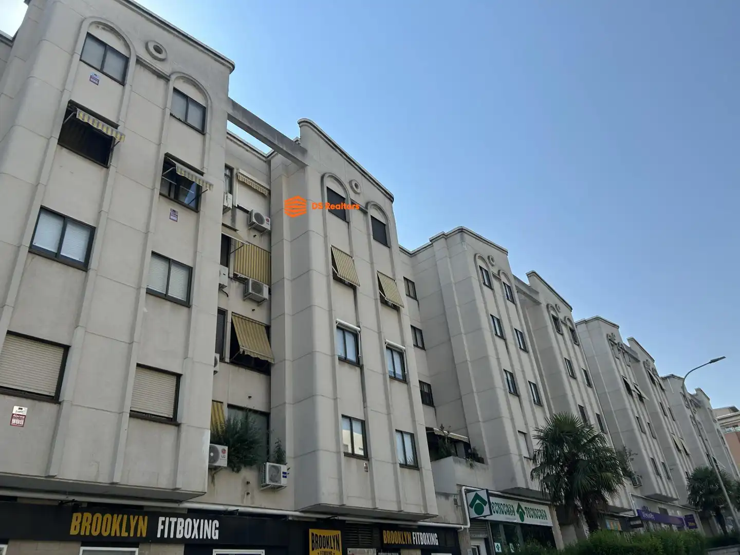 Exterior view of Flat for rent in Madrid  with Heating, Terrace and Storage room
