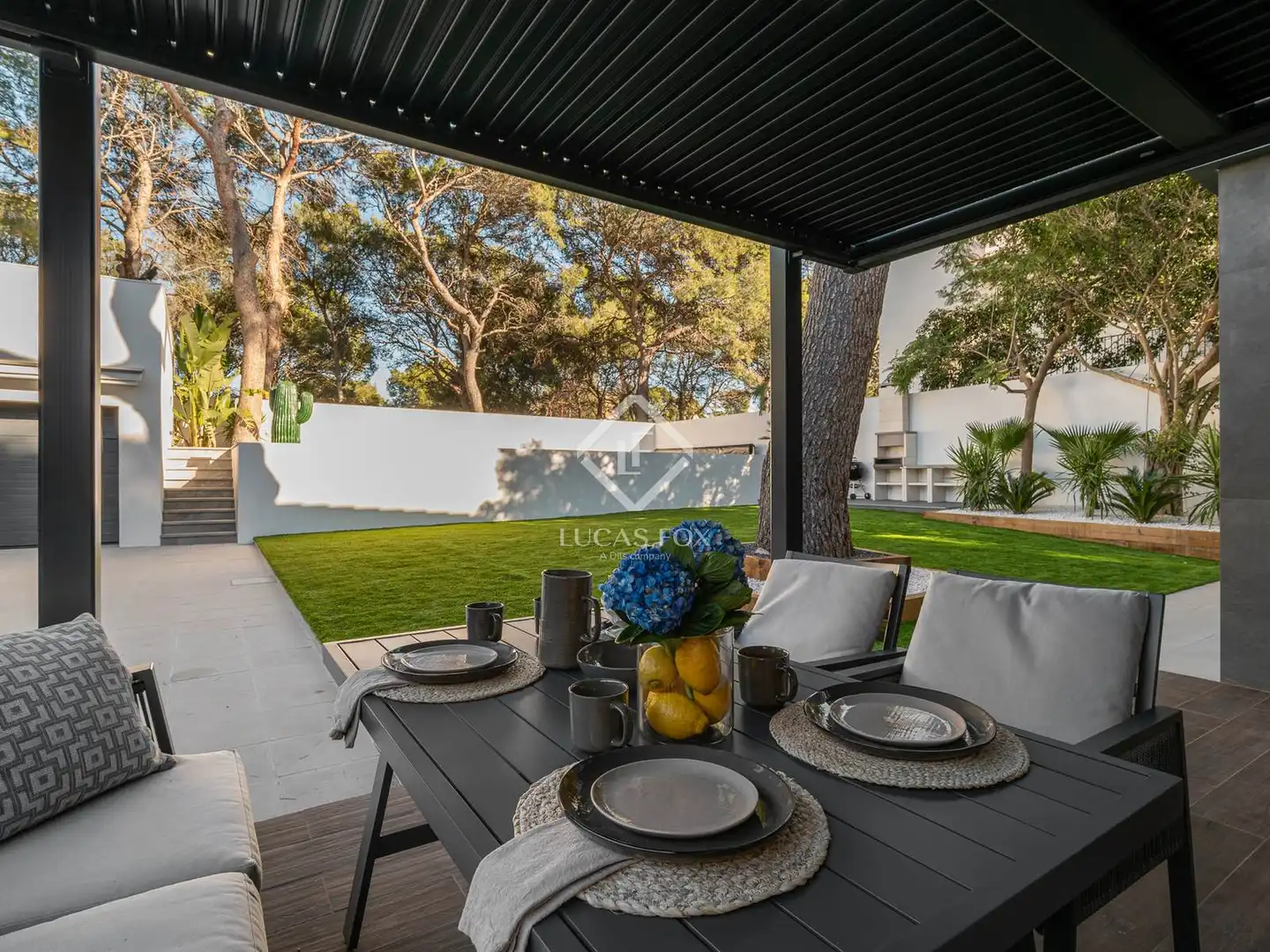 Jardín de Casa o chalet en venta en Castelldefels con Aire acondicionado, Jardín privado y Trastero