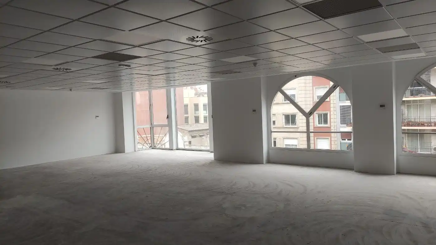 Büro zur Miete in Barcelona mit Heizung