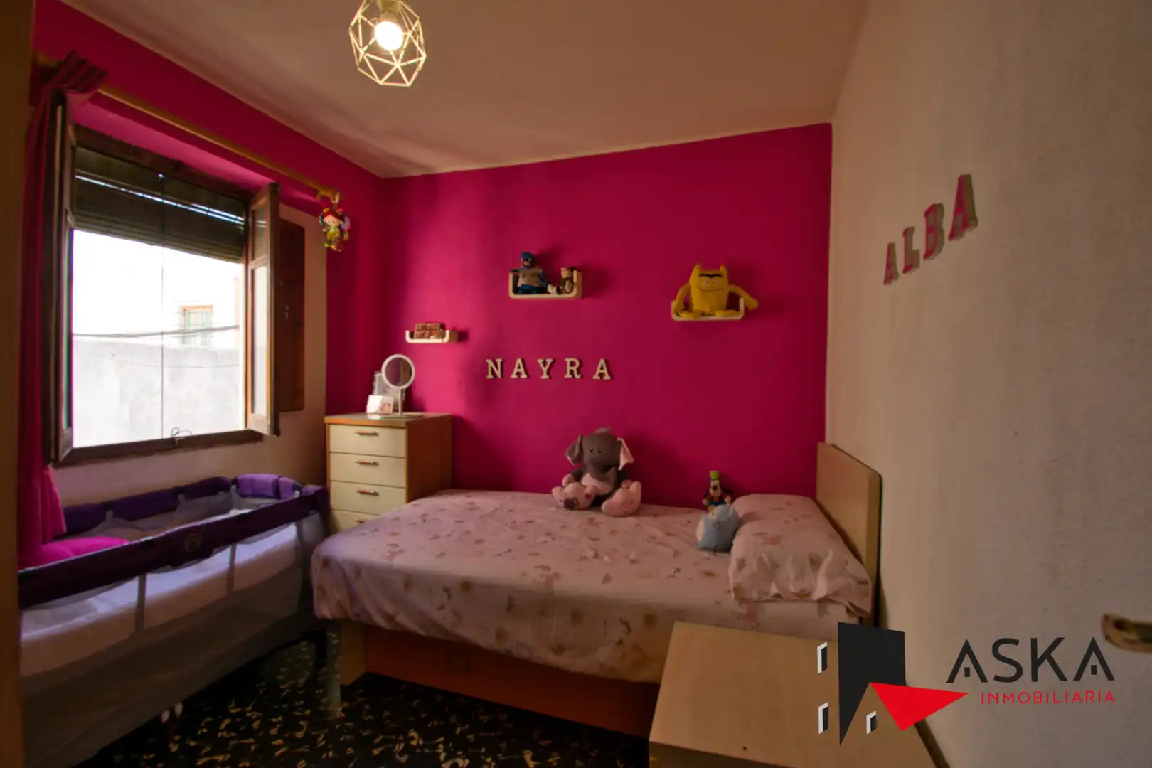 Habitación de Ático en venta en Valencia con Aire acondicionado, Terraza y Amueblado