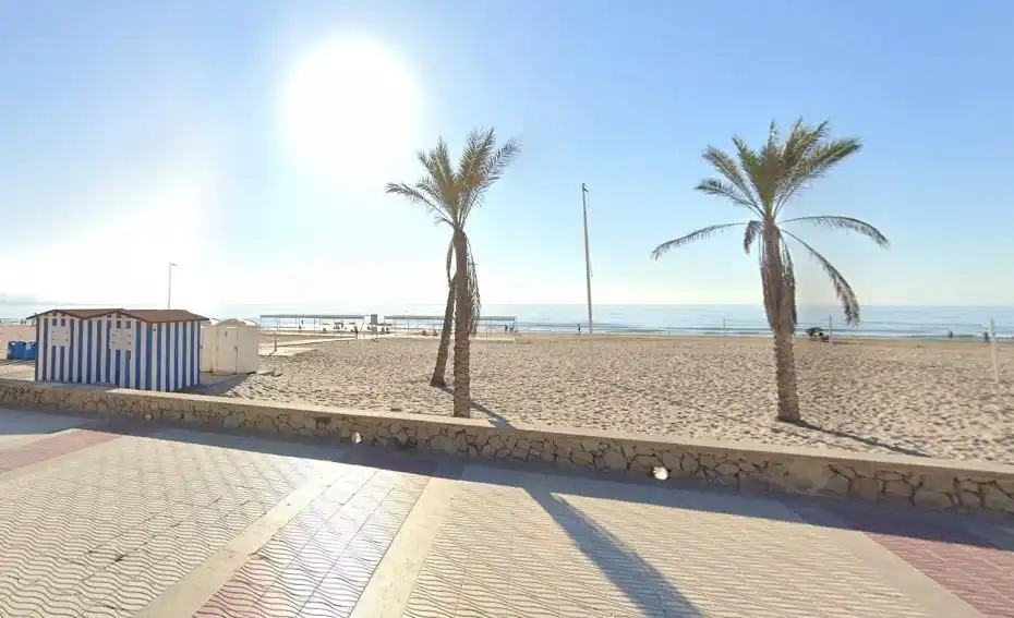 Piso de alquiler en Playa Muchavista