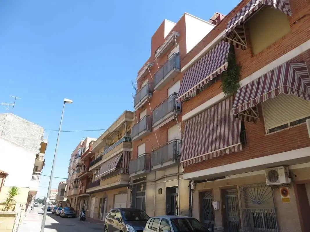 Vista exterior de Pis en venda en Alcantarilla