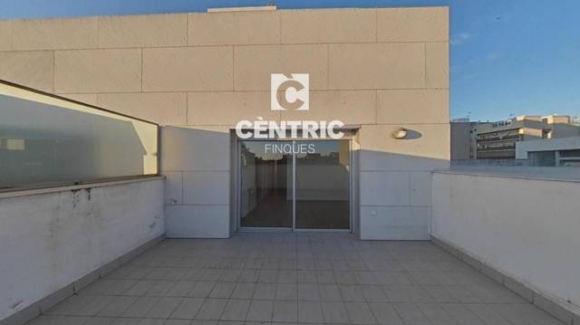 Piso en Venta en Plaça Catalunya - Escola Industrial