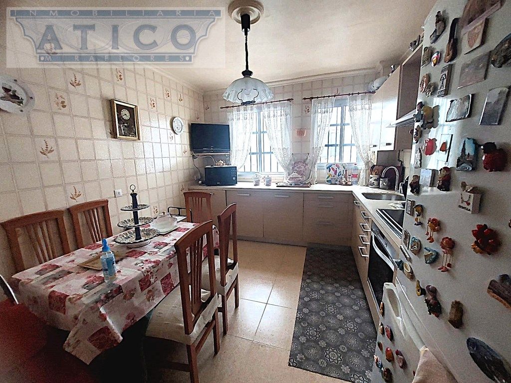 Cocina de Piso en venta en  Sevilla Capital con Aire acondicionado
