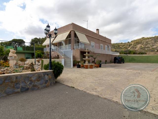 Casa-chalet en Venta en Poligono 171 Paraje 3 Altabix en Jubalcoi