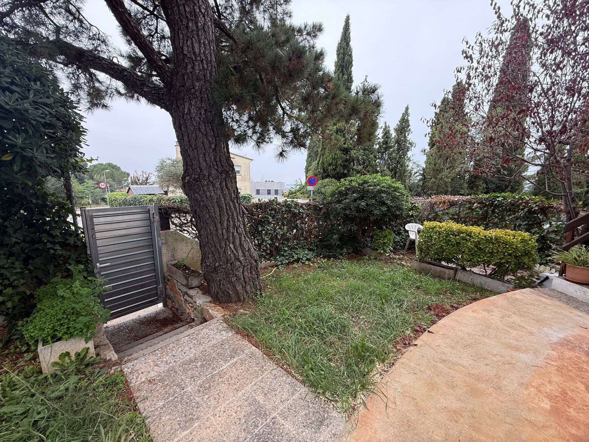 Jardí de Casa adosada en venda en Girona Capital amb Calefacció