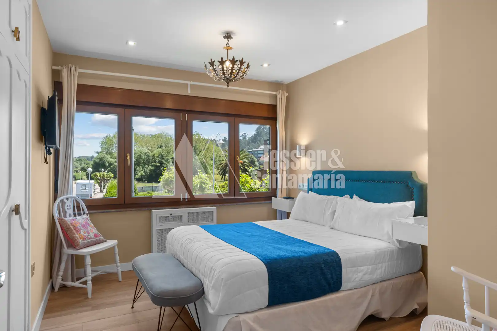 Habitación de Casa o chalet en venta en Castrillón con Calefacción, Jardín privado y Terraza