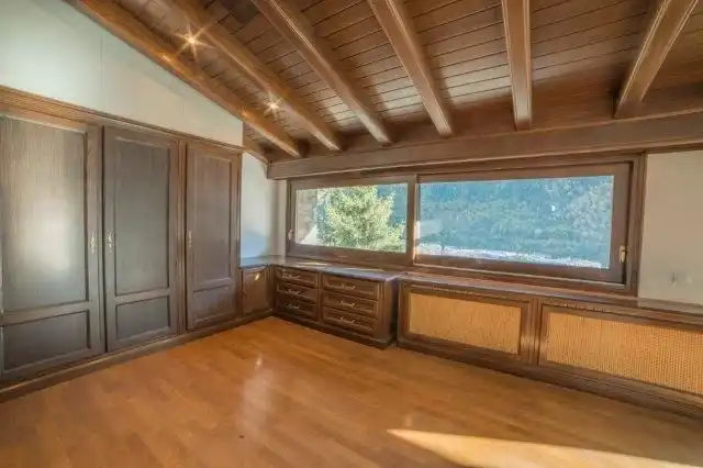 4-bedroom chalet seasonal rent in Escaldes-Engordany · 14 of 21
