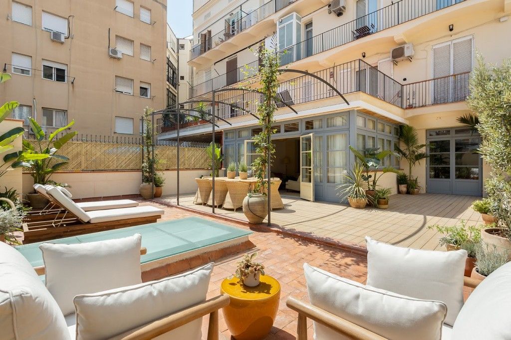 Terraza de Apartamento en venta en  Barcelona Capital con Aire acondicionado, Jardín privado y Parquet
