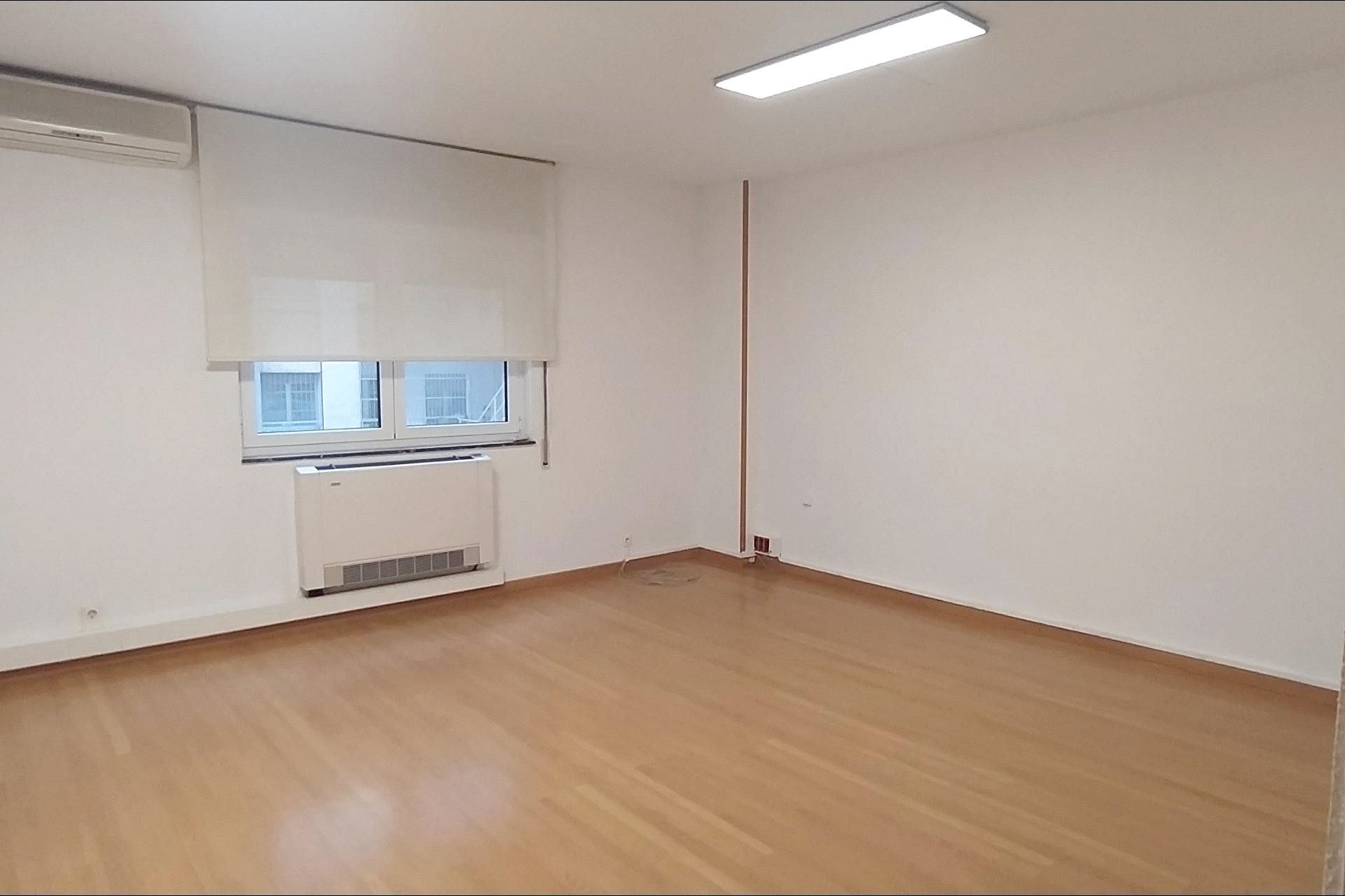 Oficina de lloguer en  Zaragoza Capital